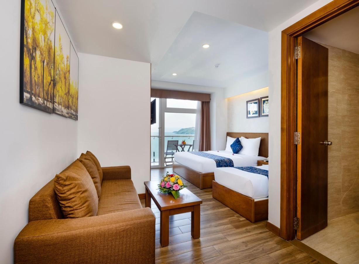Saphia Hotel На Транг Екстериор снимка