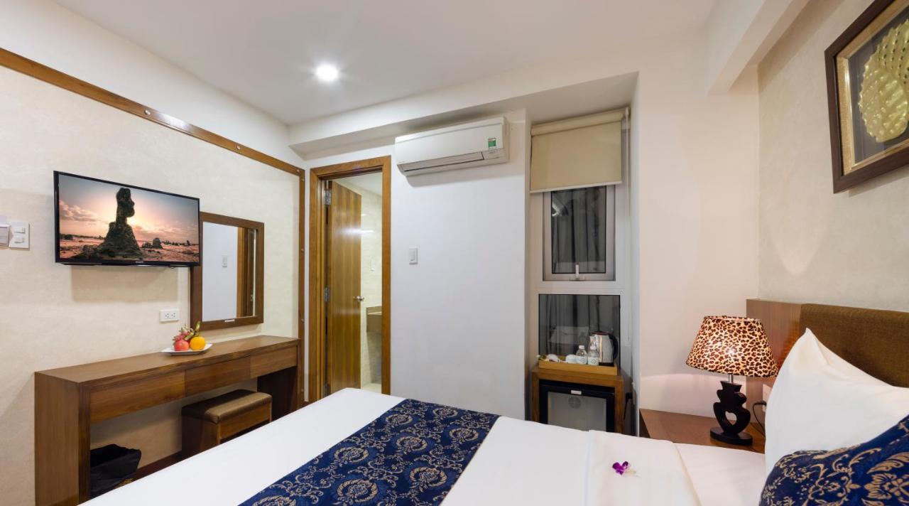 Saphia Hotel На Транг Екстериор снимка