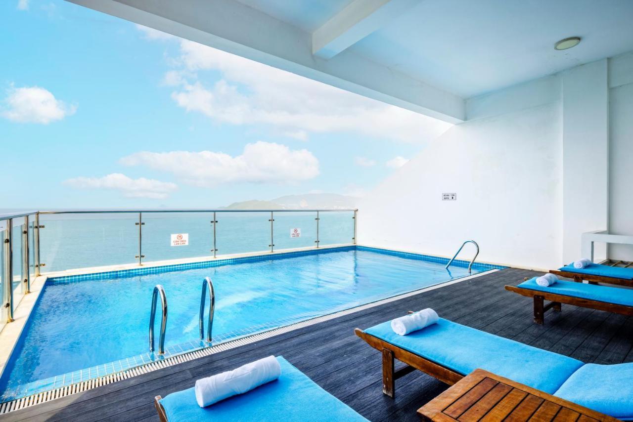 Saphia Hotel На Транг Екстериор снимка